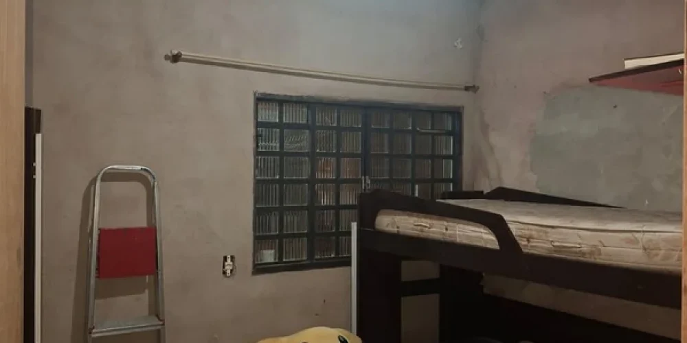 5ad3776e39e5aead43b0a7babe757dc0