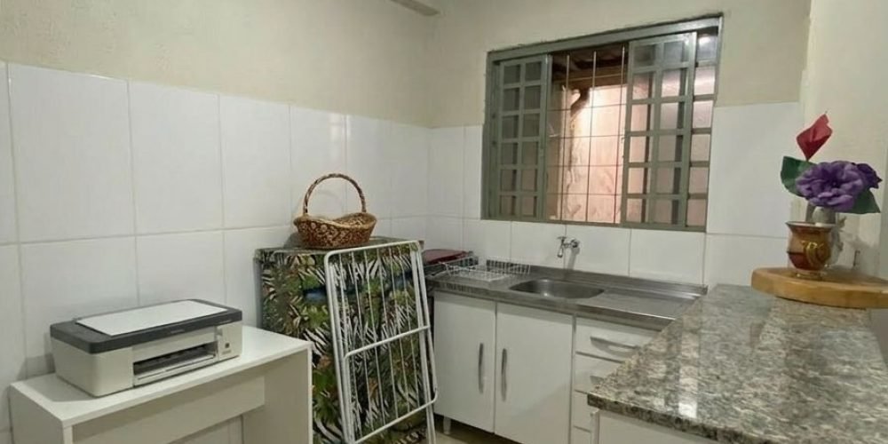 7b548d92-cd12-4a0f-b95e-413daa3bd891