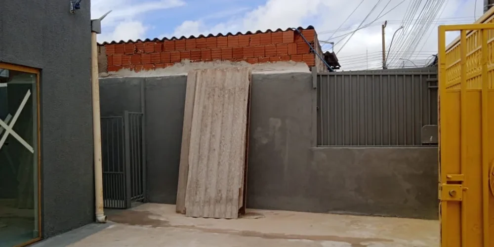 82094b077beaa2871cd35d3741dd085a