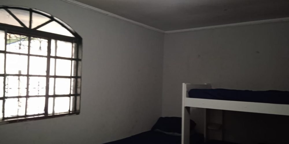 c2d22db6-fcb3-4eed-8d51-7b06d8065422