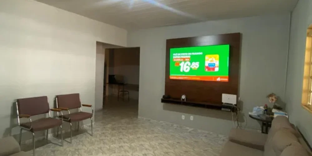 ea5e28893f7bf44a3b2cc90858ad70b7