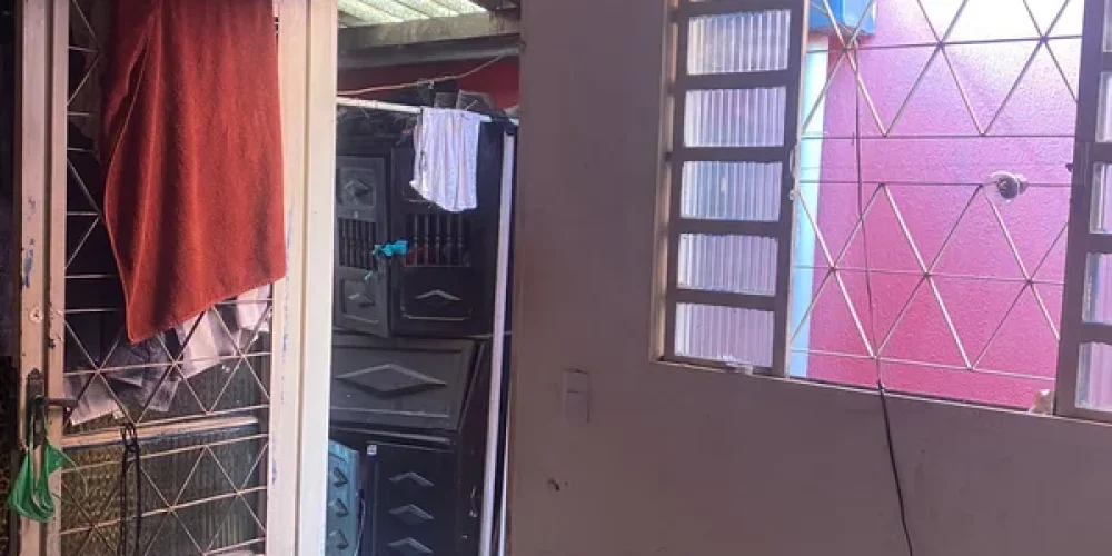 f81c0e7ce2f33e2081e7b0cc19662c15